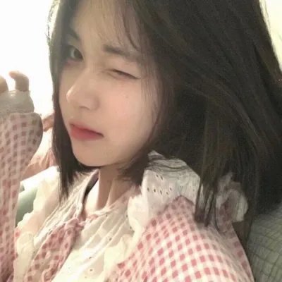 白色女孩粤语